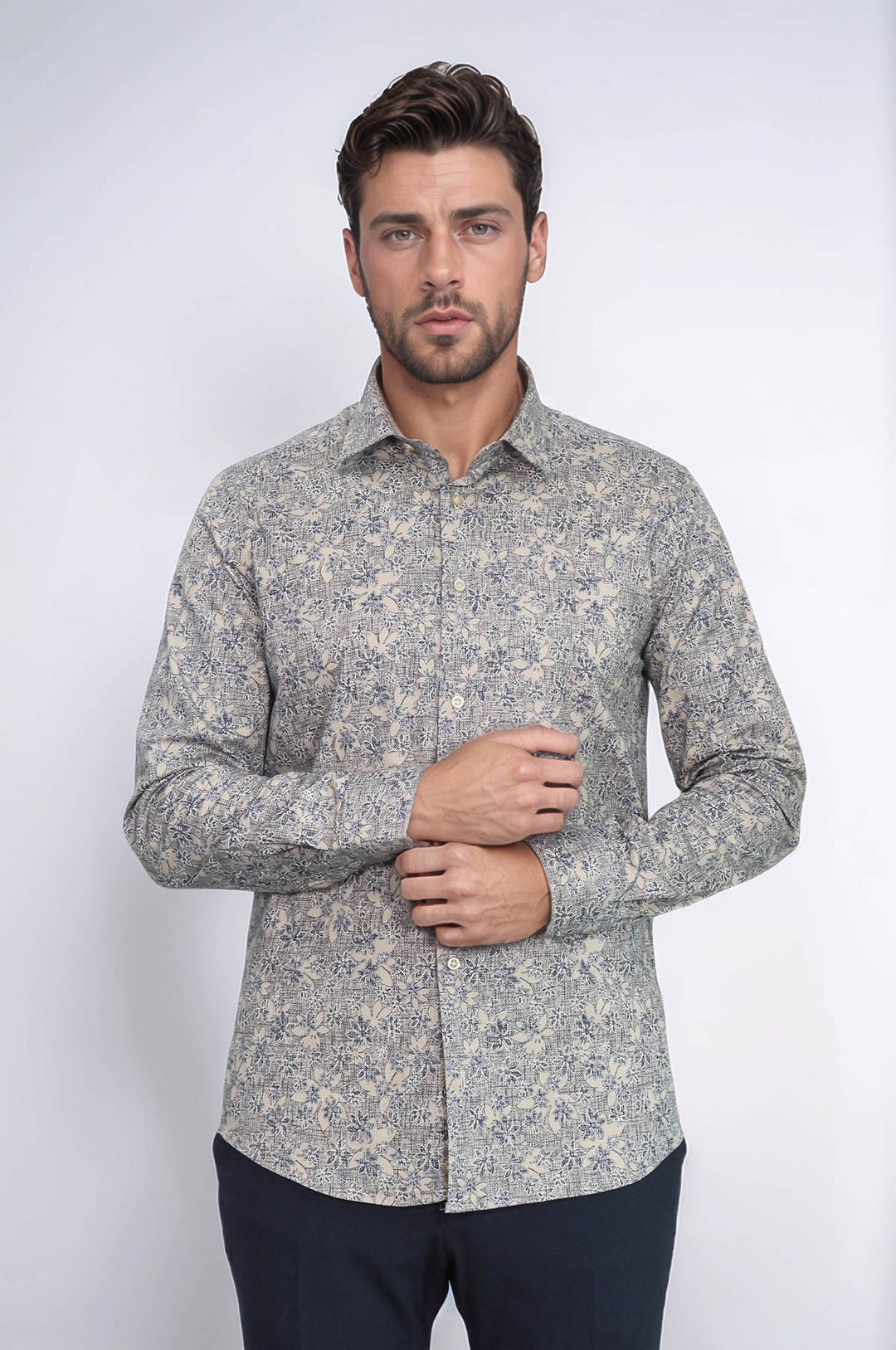 Çiçek Desenli Bej Slim Fit Gömlek - Wessi