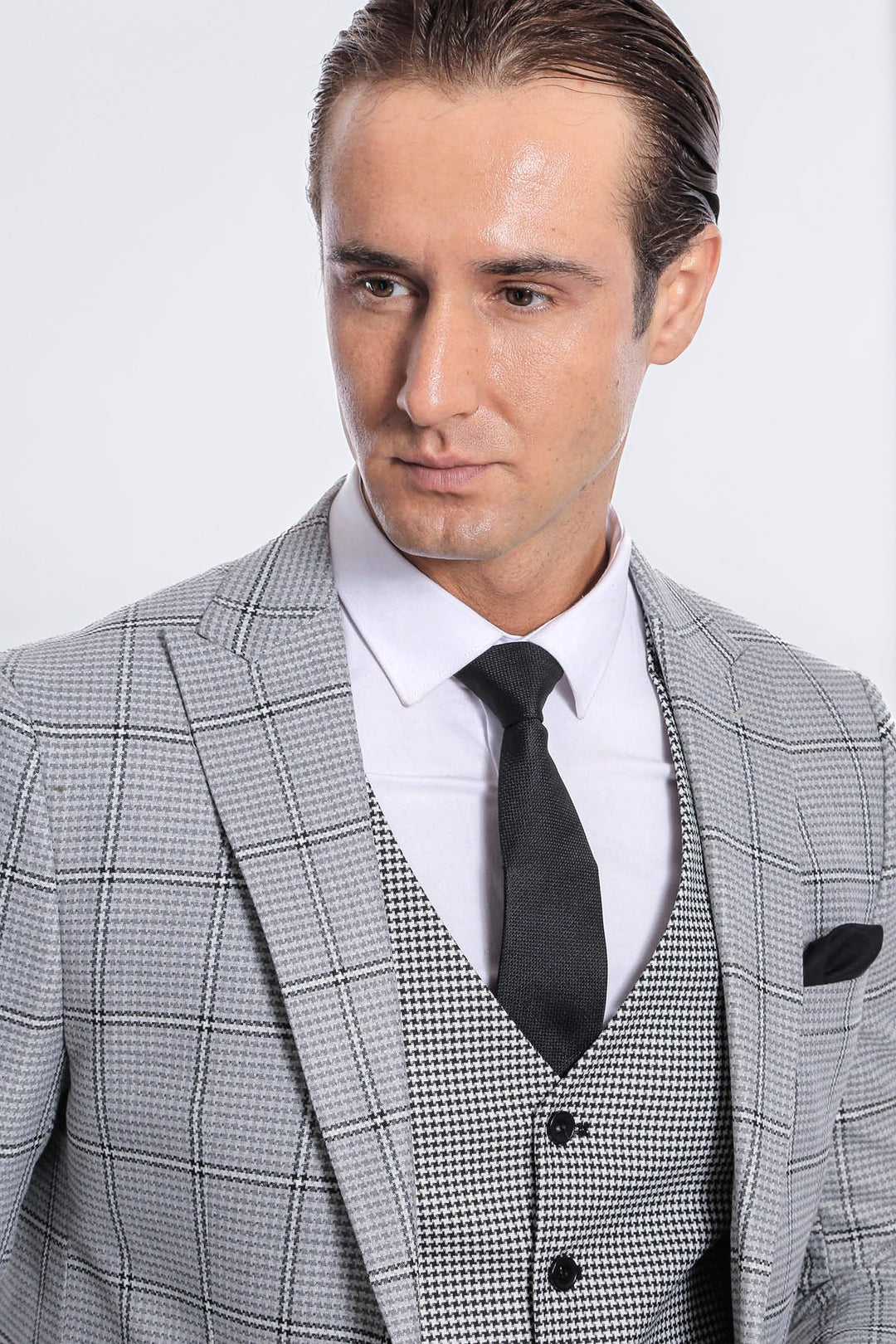 Gri Ekoseli Desenli Yelekli Takım Elbise - Wessi