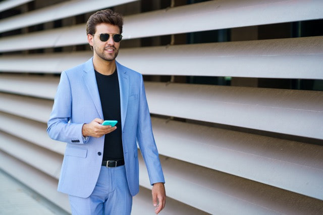 Basic Tişört ve Blazer Ceket Kombinleri ile Smart Görünüm