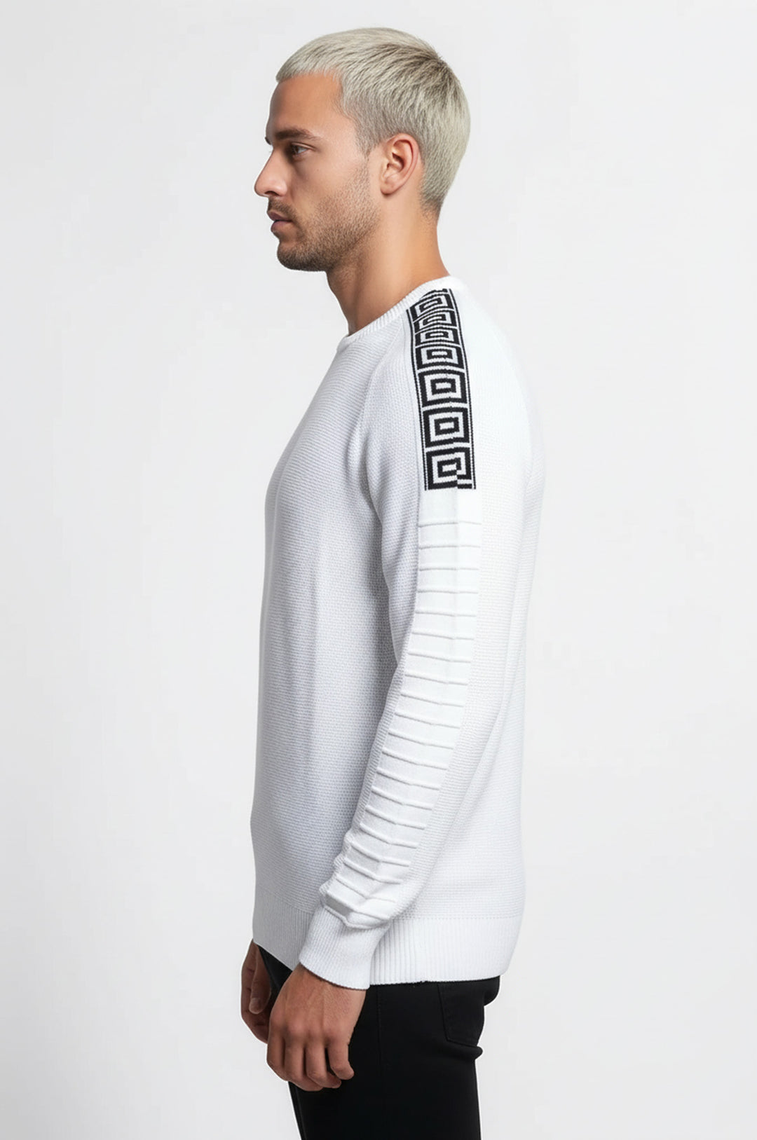 Beyaz Omuz Detaylı Bisiklet Yaka Triko - Wessi