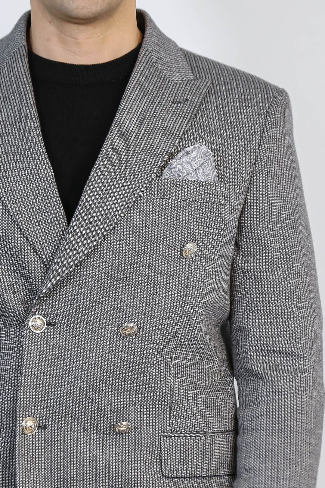 Antrasit Çizgili Blazer, Siyah Triko, Siyah Pantolon Kombini - Wessi - Modern Ofis Şıklığı