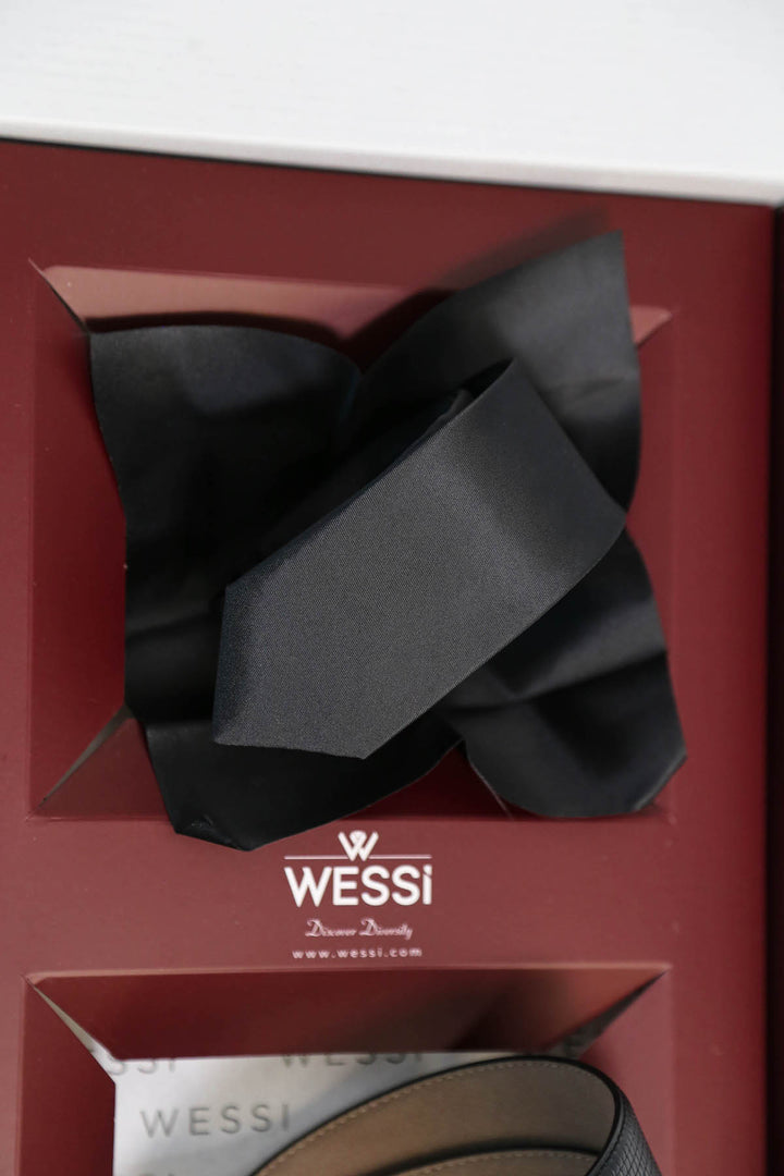 Wessi Erkek 3’lü Hediye Seti – Siyah Ekose Gömlek + Siyah Kravat + Siyah Kemer