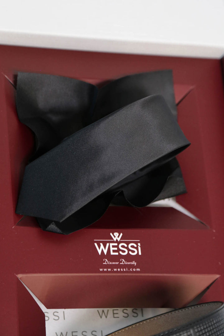 Wessi Erkek 3’lü Hediye Seti – Siyah Gömlek + Siyah Kravat + Siyah Kemer