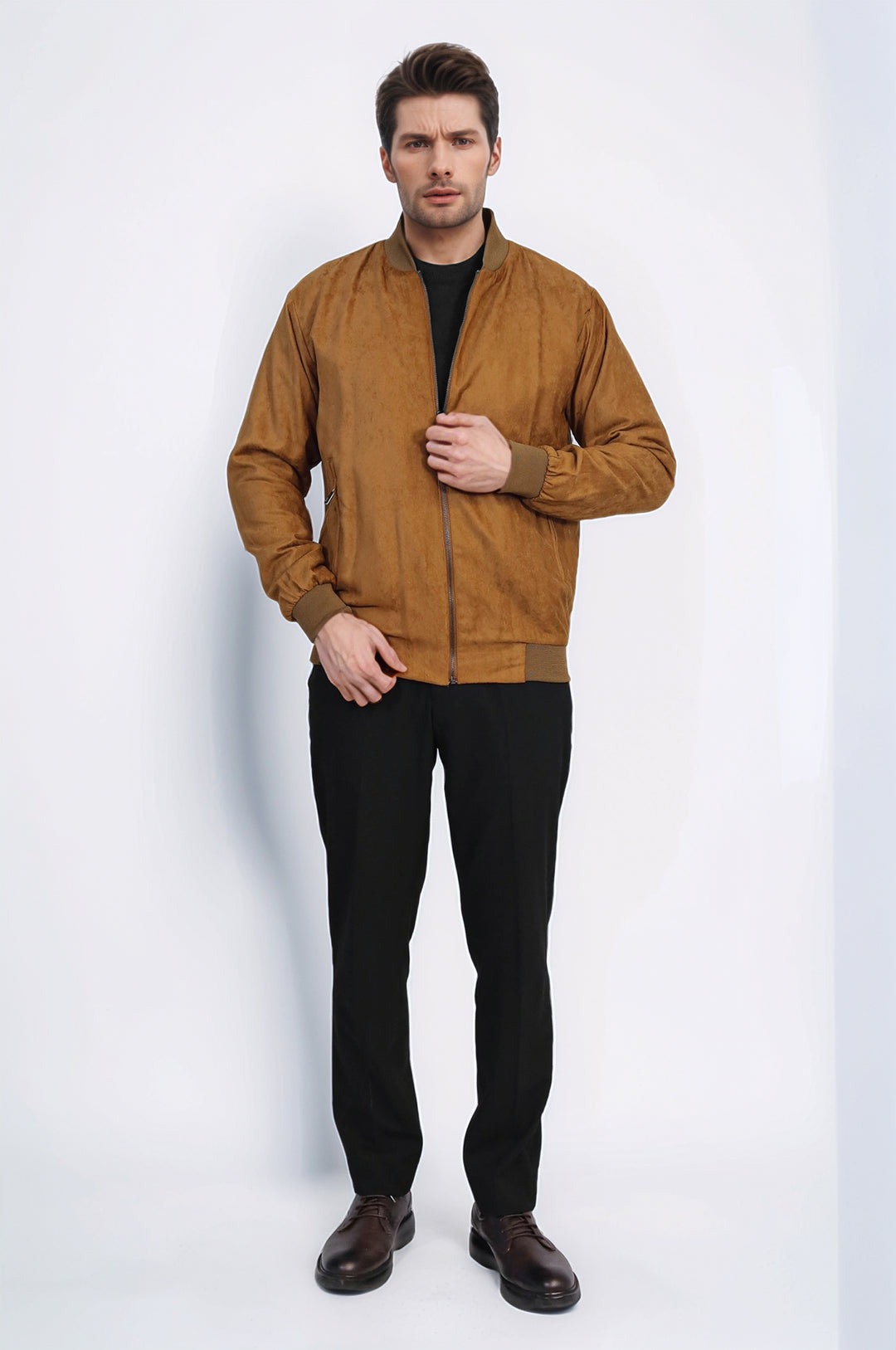 Taba Bomber Ceket, Siyah Triko, Siyah Pantolon Kombini - Wessi - Casual Şıklık