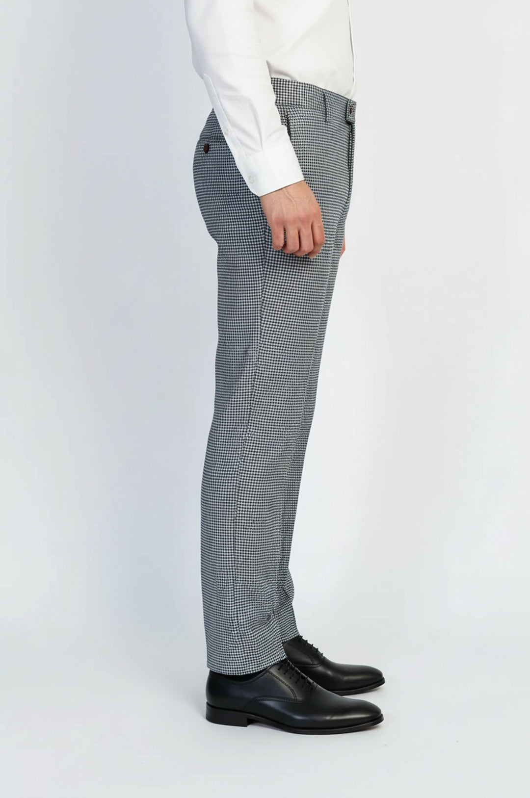 Siyah Beyaz Mikro Desenli Slim Kesim Kumaş Pantolon - Wessi