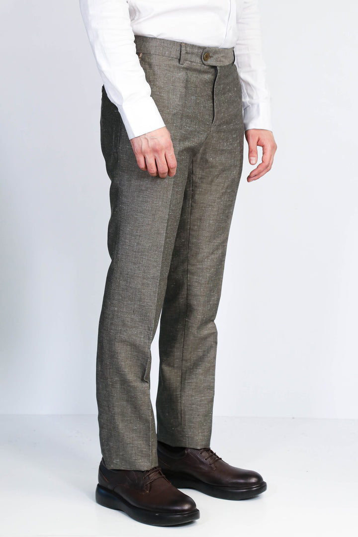 Siyah Dokulu Slim Fit Kumaş Pantolon - Wessi