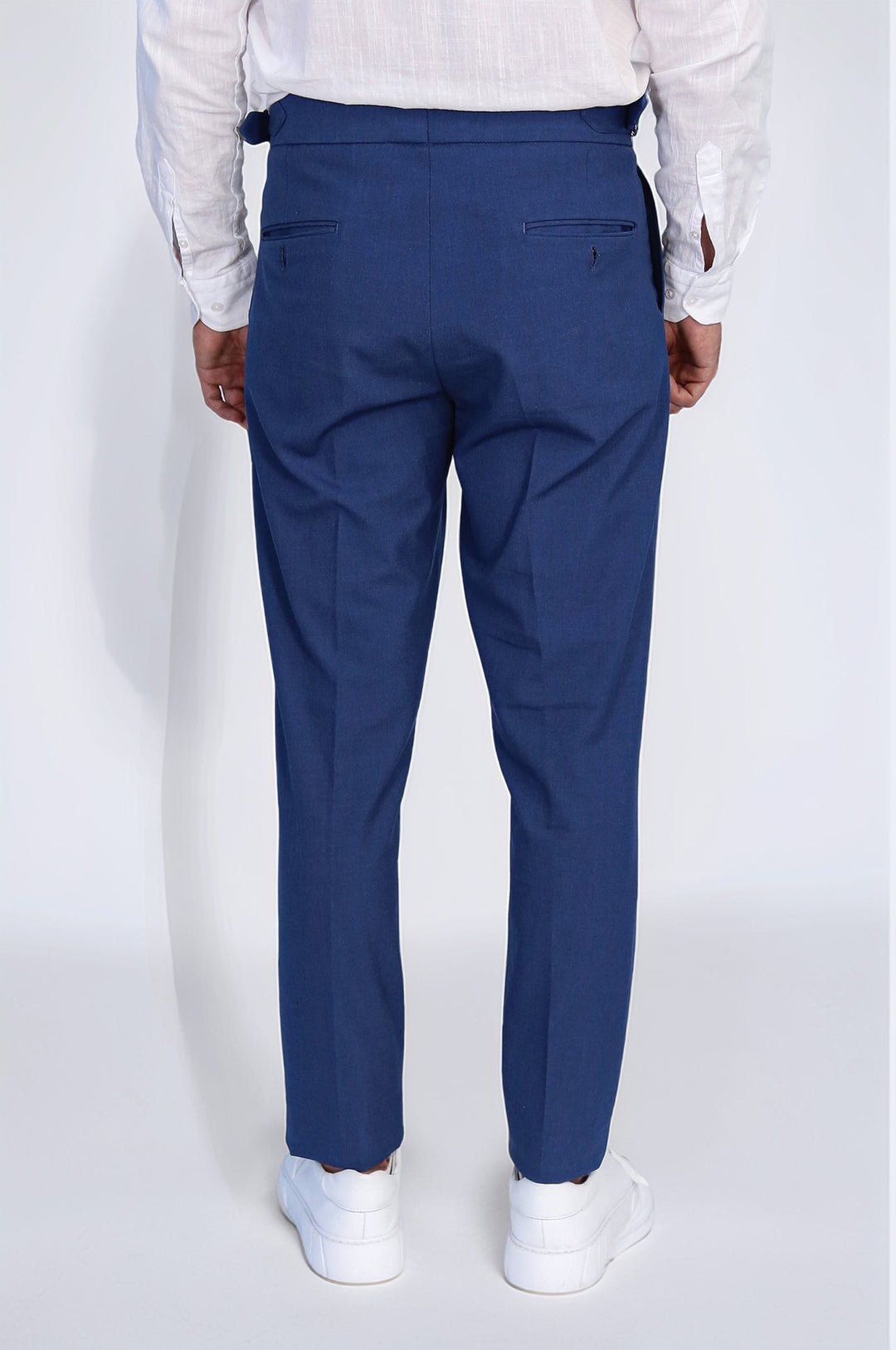 Old Money Stil Çift Pileli Yüksek Bel Toka Detaylı Slim Fit Saks Mavisi Erkek Pantolon – Wessi