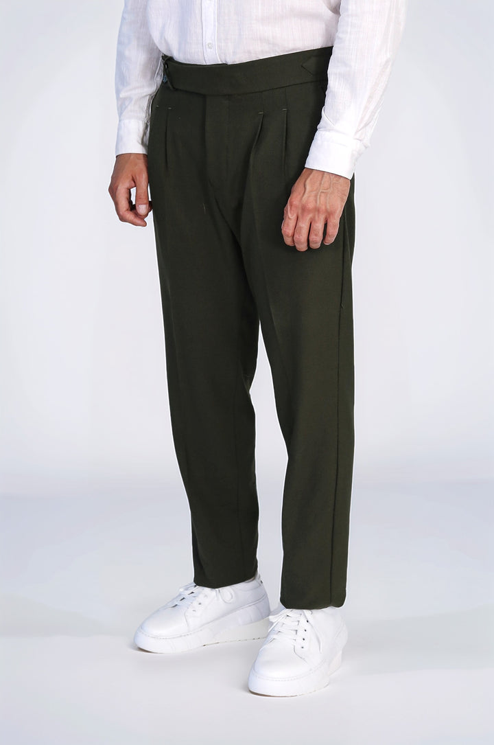 Old Money Stil Çift Pileli Yüksek Bel Toka Detaylı Slim Fit Haki Erkek Pantolon – Wessi