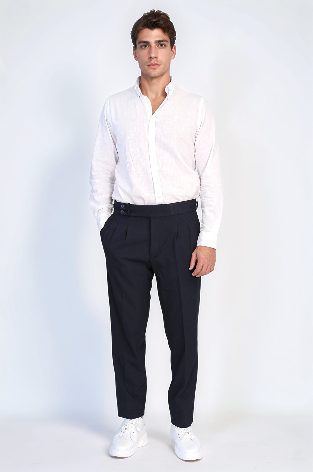 Old Money Stil Çift Pileli Yüksek Bel Toka Detaylı Slim Fit Lacivert Erkek Pantolon – Wessi